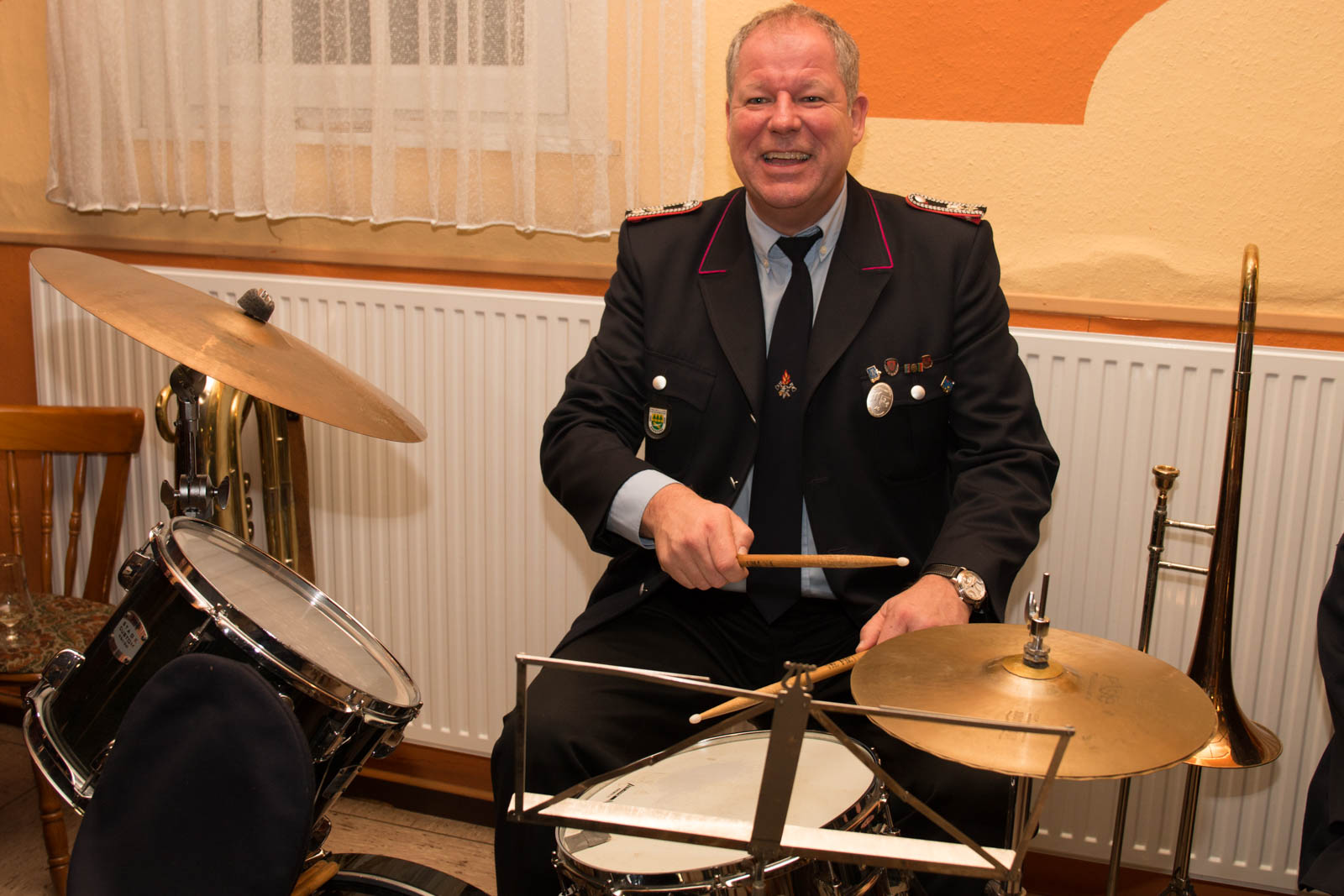 Ehrennadel in Gold mit Diamant für 40 Jahre aktiv im Musikzug